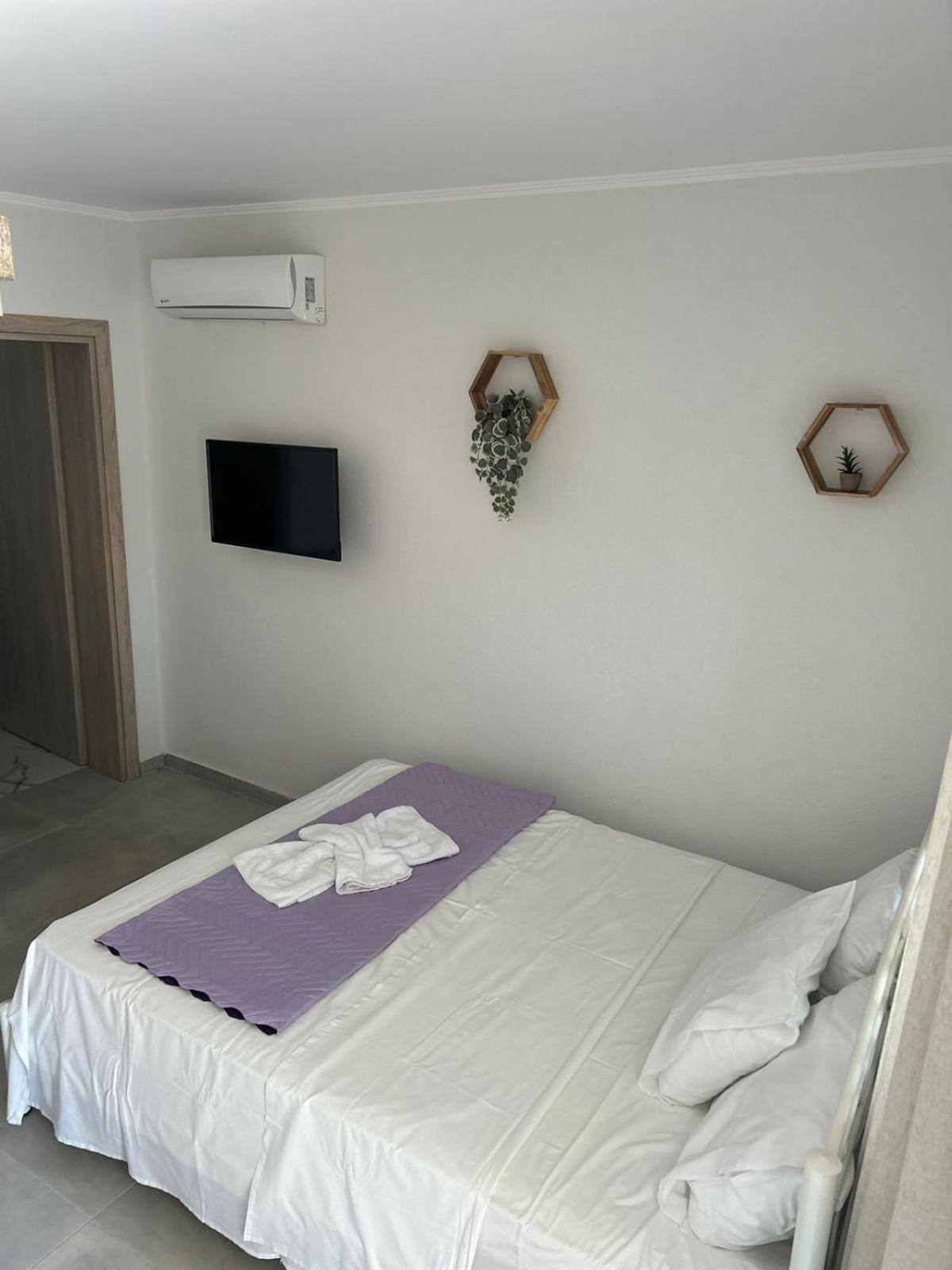 Amaya Pine Rooms 케라모티 외부 사진
